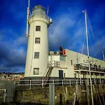 Hotel Haddock Hideaway At The Whiteley