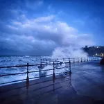 Hotel Haddock Hideaway At The Whiteley Scarborough