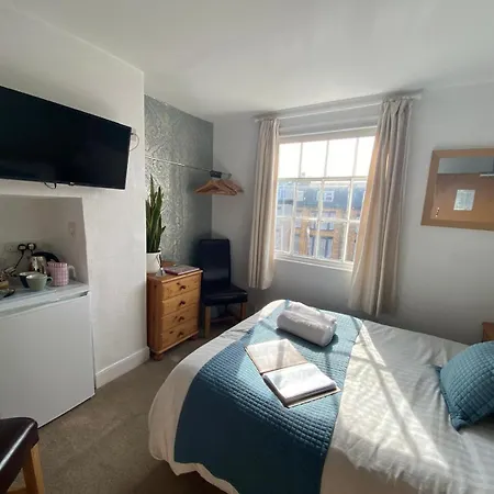 Haddock Hideaway At The Whiteley Hotel *