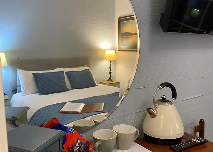 Hotel Haddock Hideaway At The Whiteley *