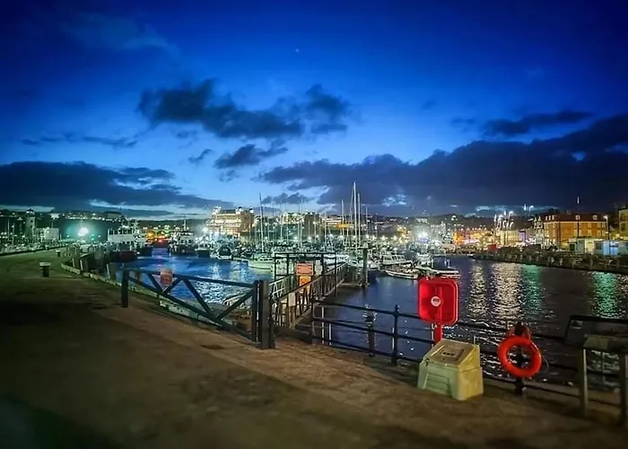 Haddock Hideaway At The Whiteley * Scarborough