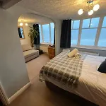 Haddock Hideaway At The Whiteley * Scarborough