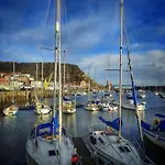 Ξενοδοχείο Haddock Hideaway At The Whiteley *