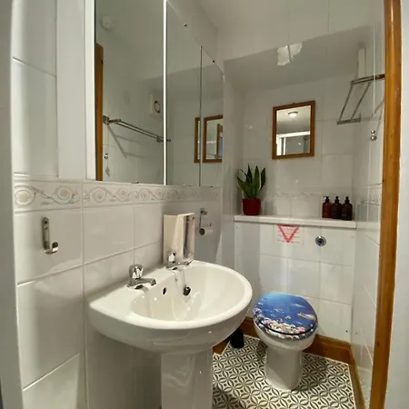 Haddock Hideaway At The Whiteley מלון סקארבורו
