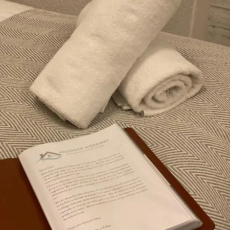 מלון Haddock Hideaway At The Whiteley סקארבורו