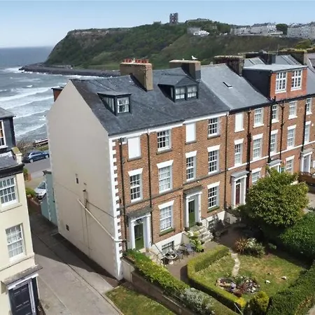 Hotel Haddock Hideaway At The Whiteley