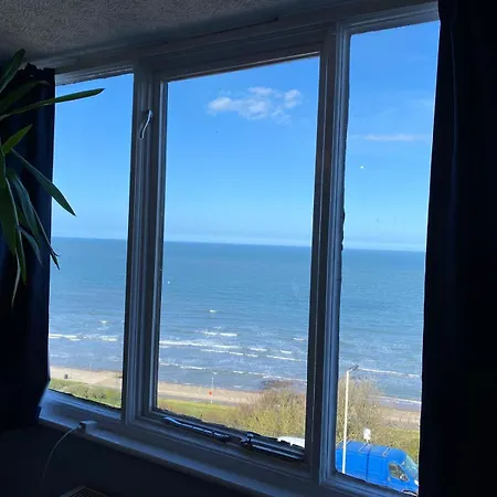 Haddock Hideaway At The Whiteley Hotel *